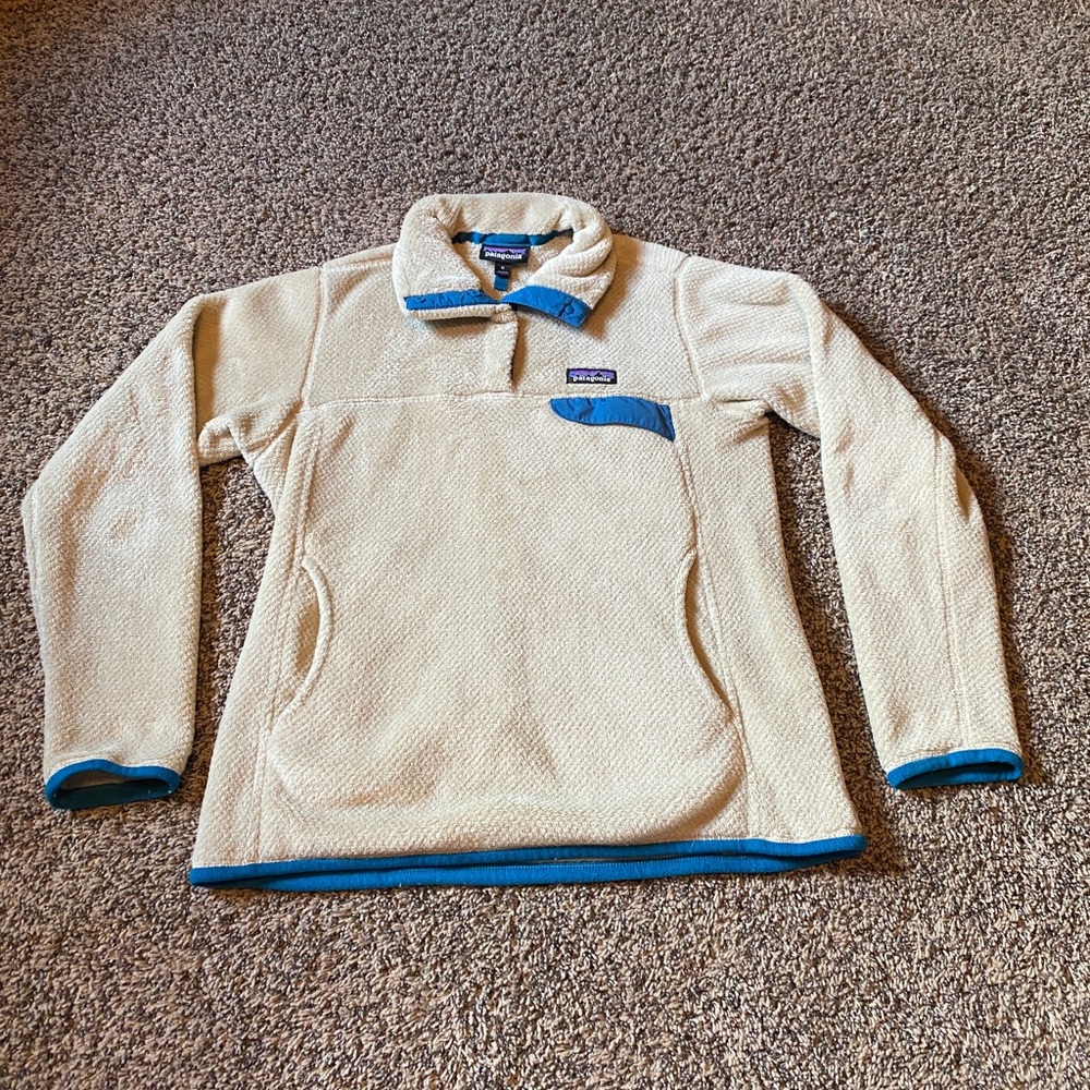 Women’s Patagonia sweater